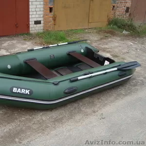 Продам надувную лодку Барк 310.
