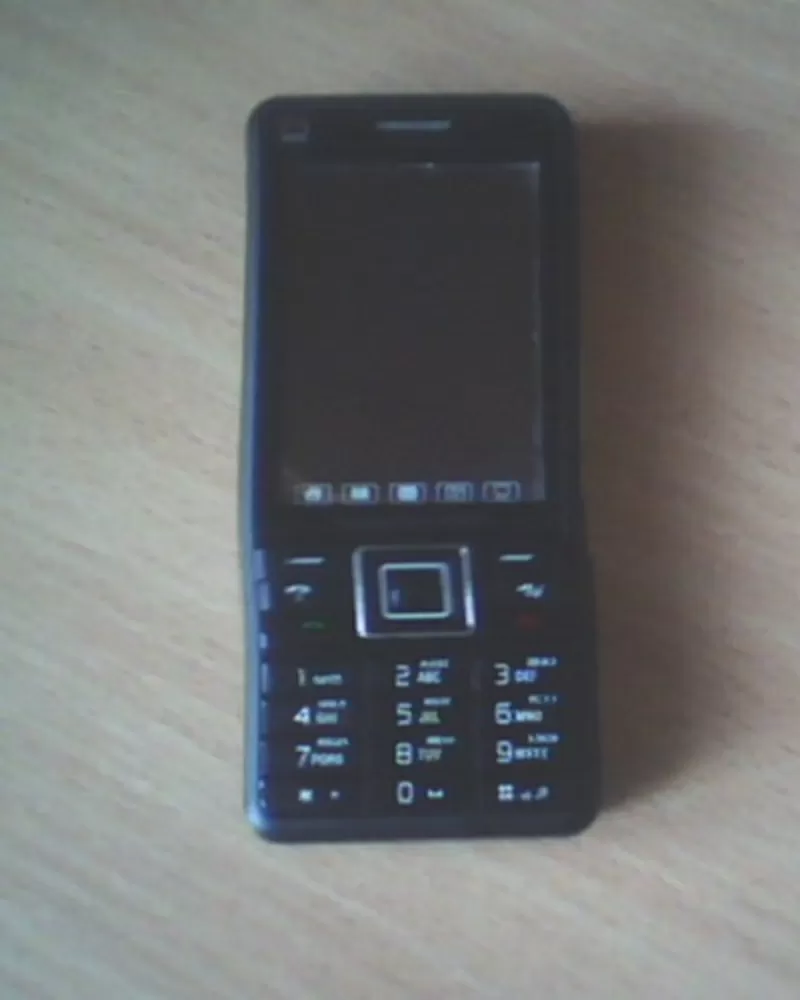 Продам телефон Sony Ericsson TV902